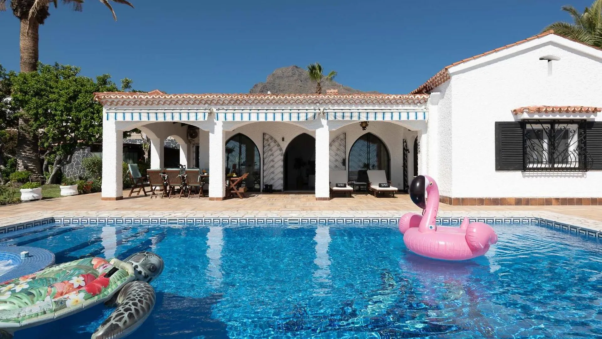 אדחה Karat Villa La Armonia ספרד