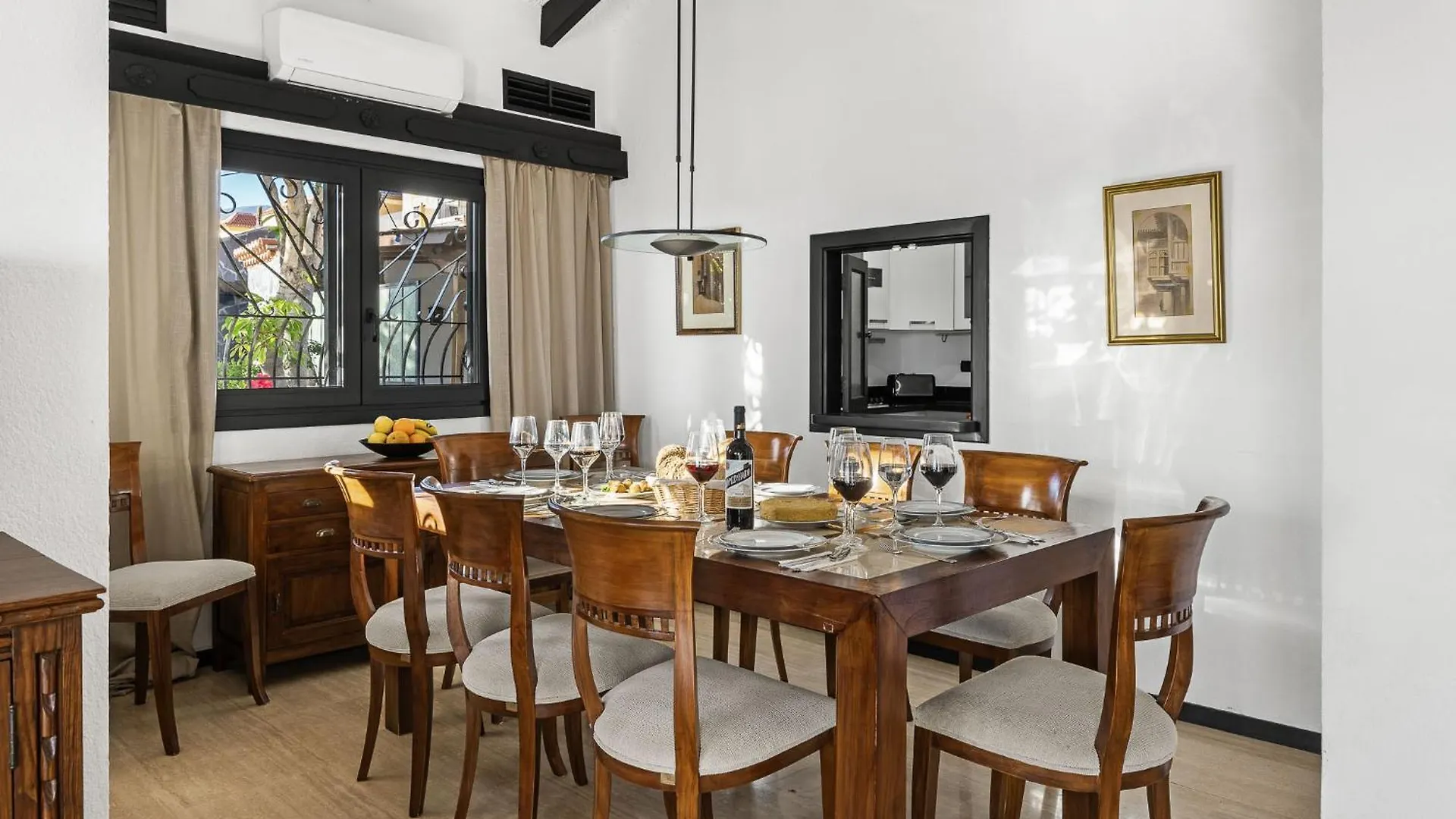 אדחה Karat Villa La Armonia 0*,