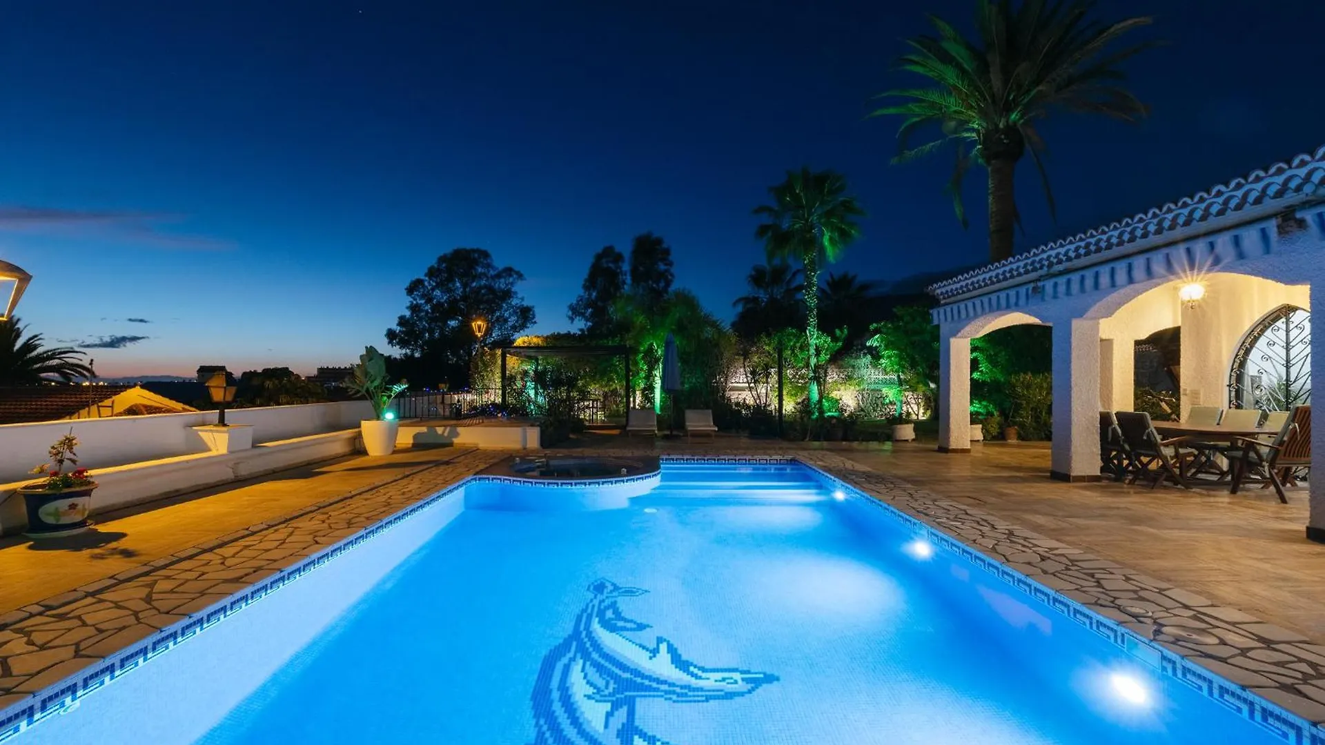 אדחה Karat Villa La Armonia